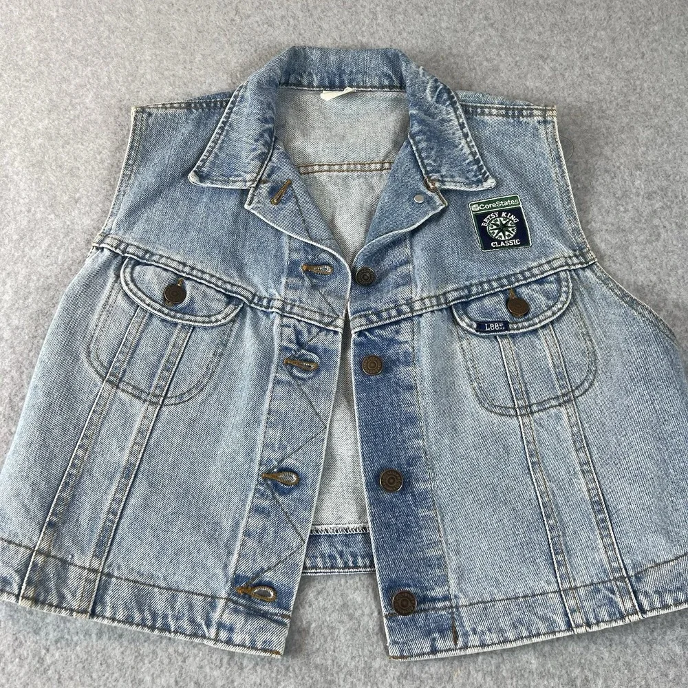 Vintage LEE RIVETED Denim Jacket Vest Woman's Large Trucker Made In USA Collar - Picture 1 of 7